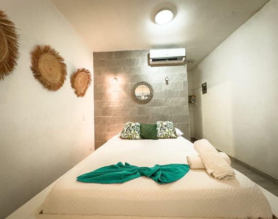 IZU_Room-08_10-1-scaled.jpg